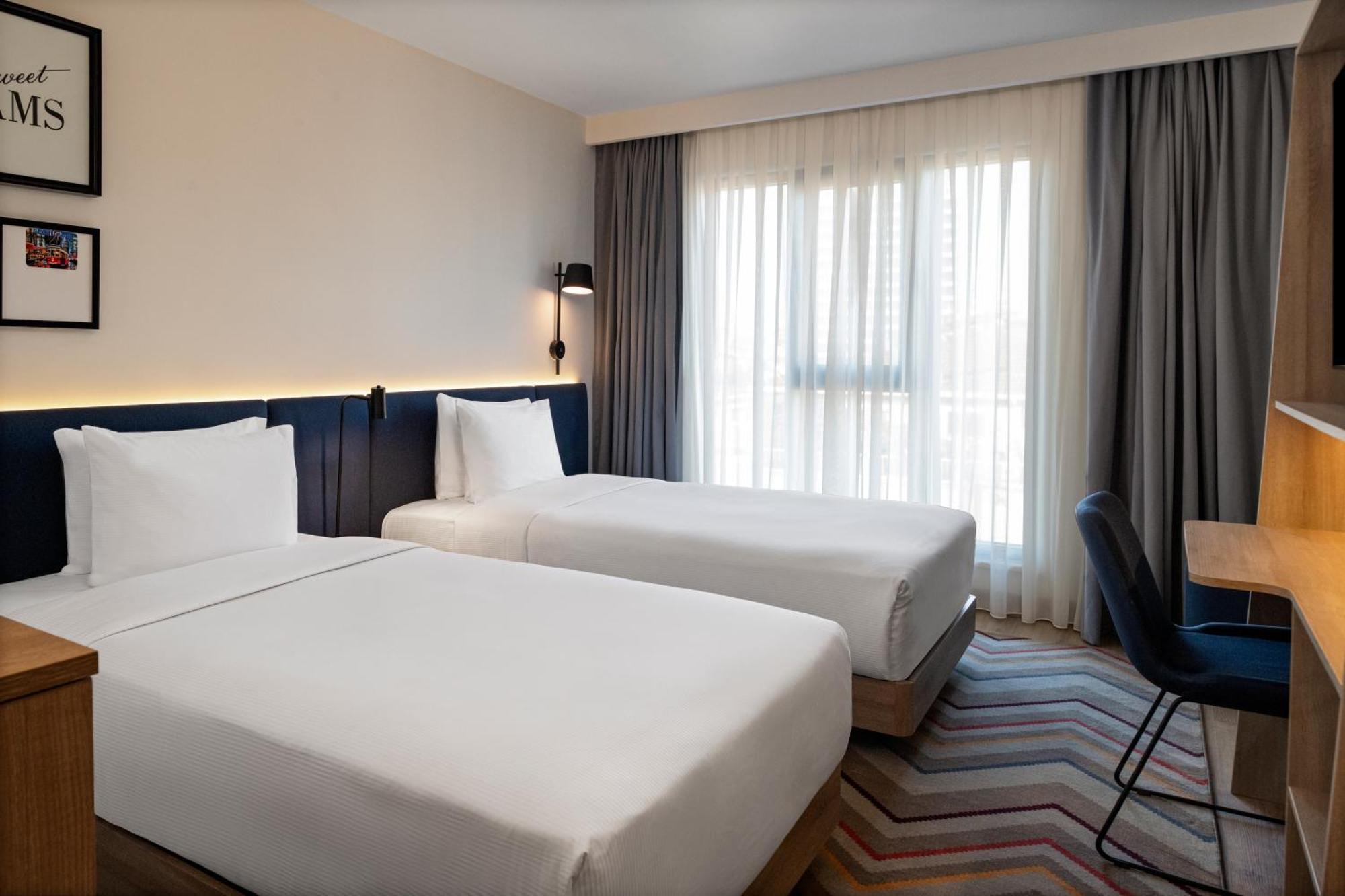 Hampton By Hilton Istanbul Merter Ngoại thất bức ảnh