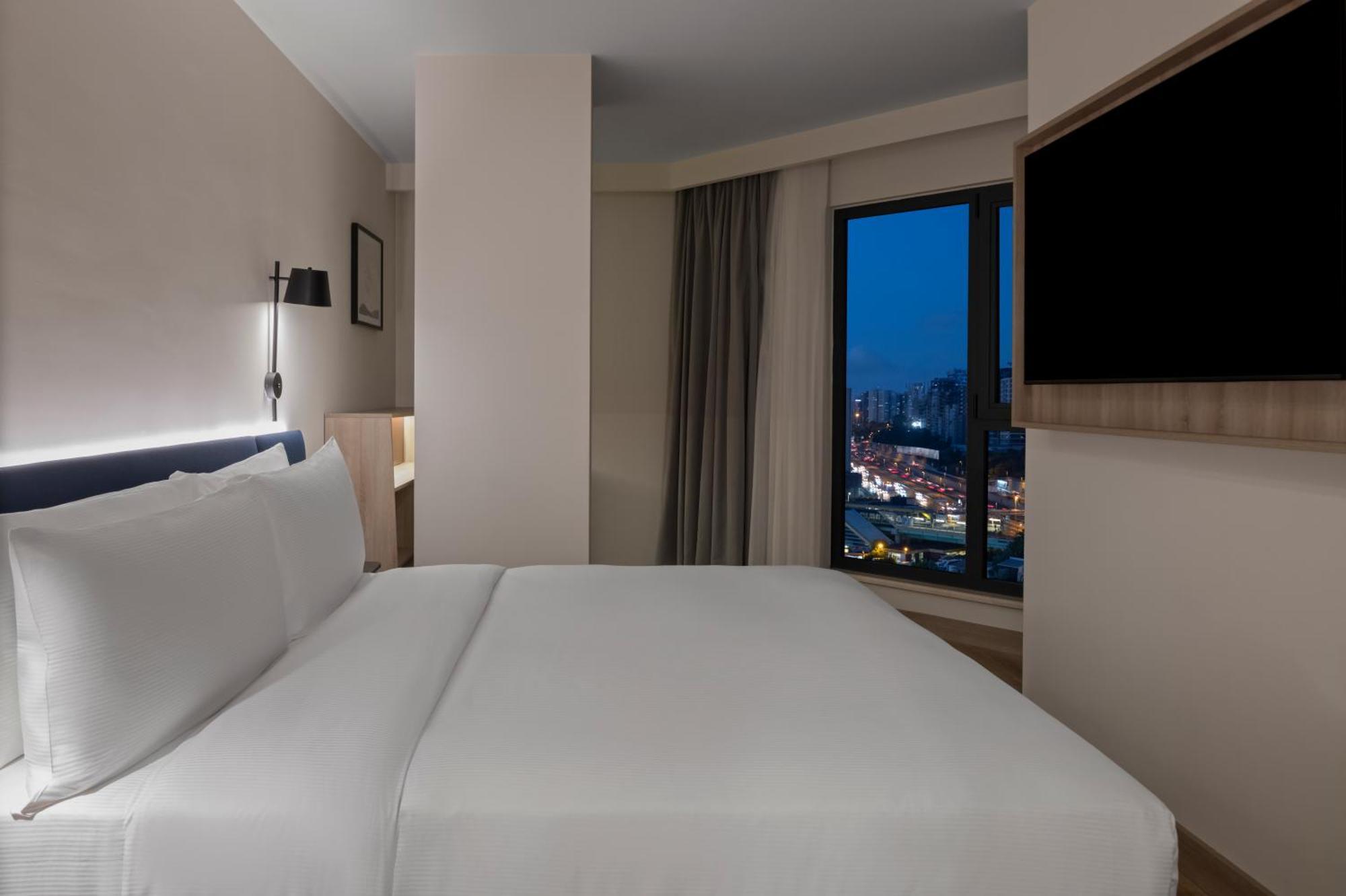 Hampton By Hilton Istanbul Merter Ngoại thất bức ảnh