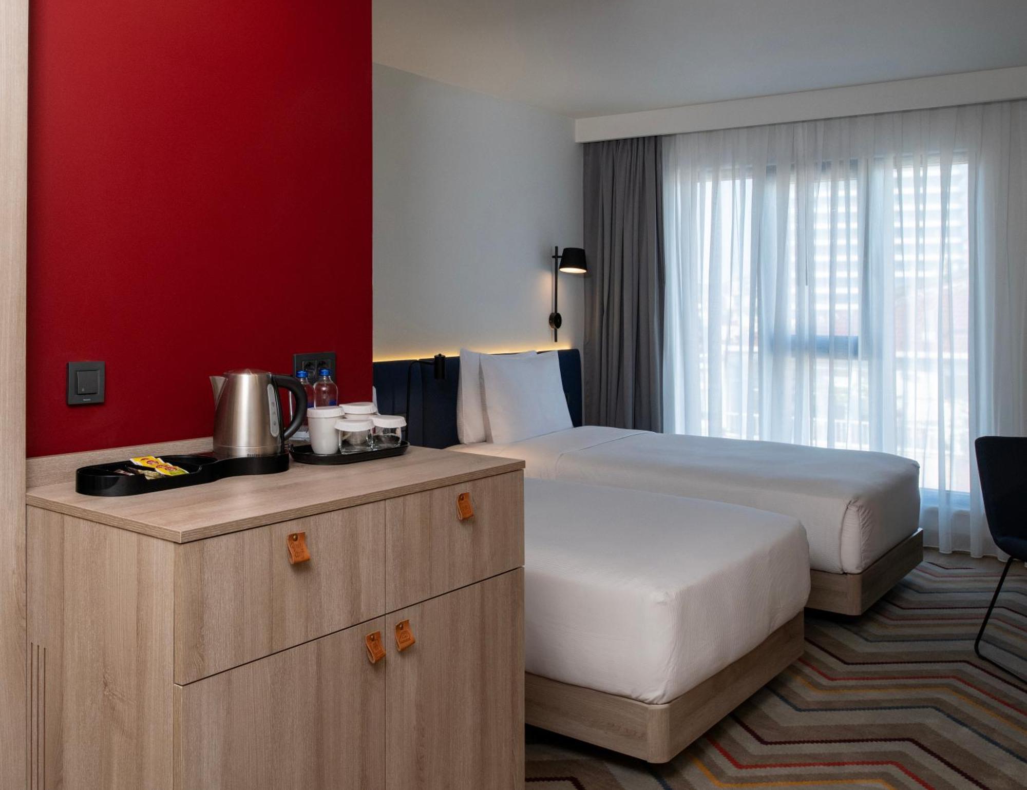 Hampton By Hilton Istanbul Merter Ngoại thất bức ảnh