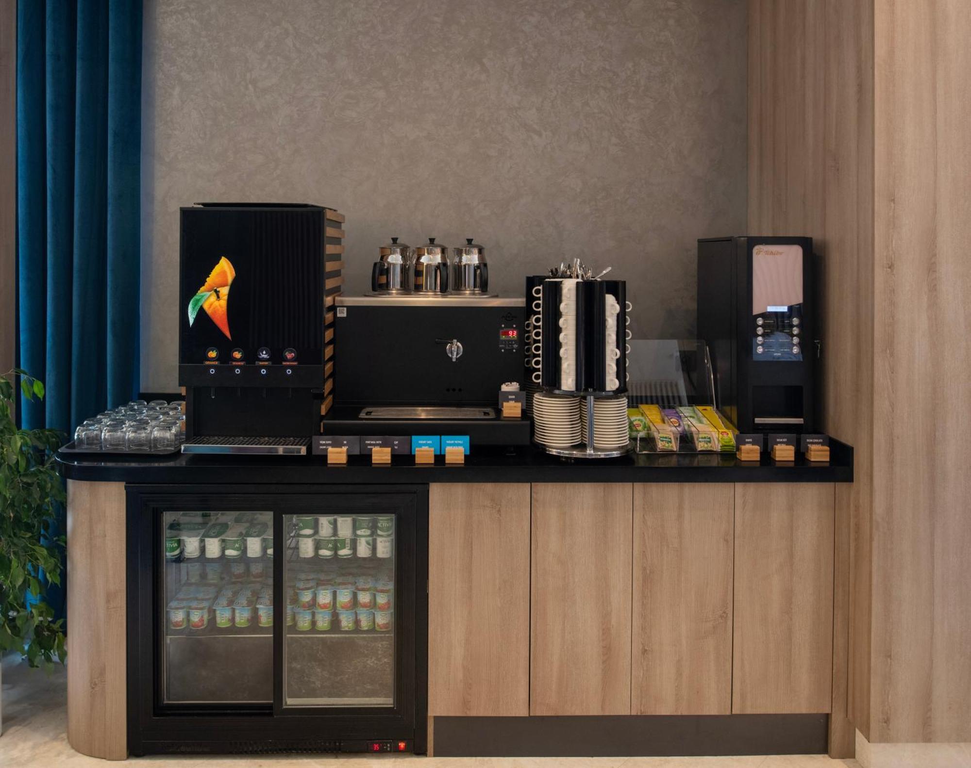 Hampton By Hilton Istanbul Merter Ngoại thất bức ảnh