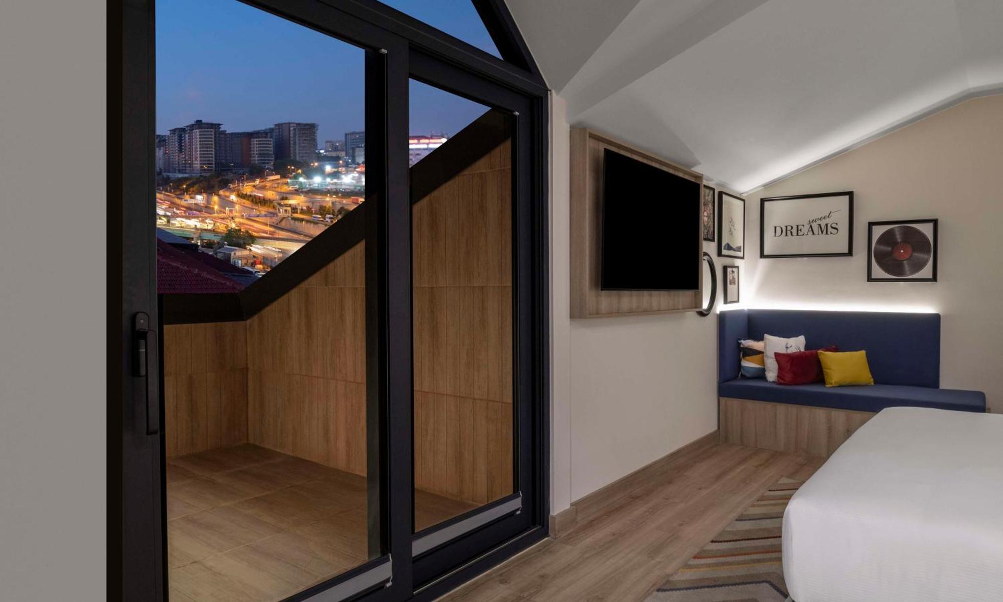 Hampton By Hilton Istanbul Merter Ngoại thất bức ảnh